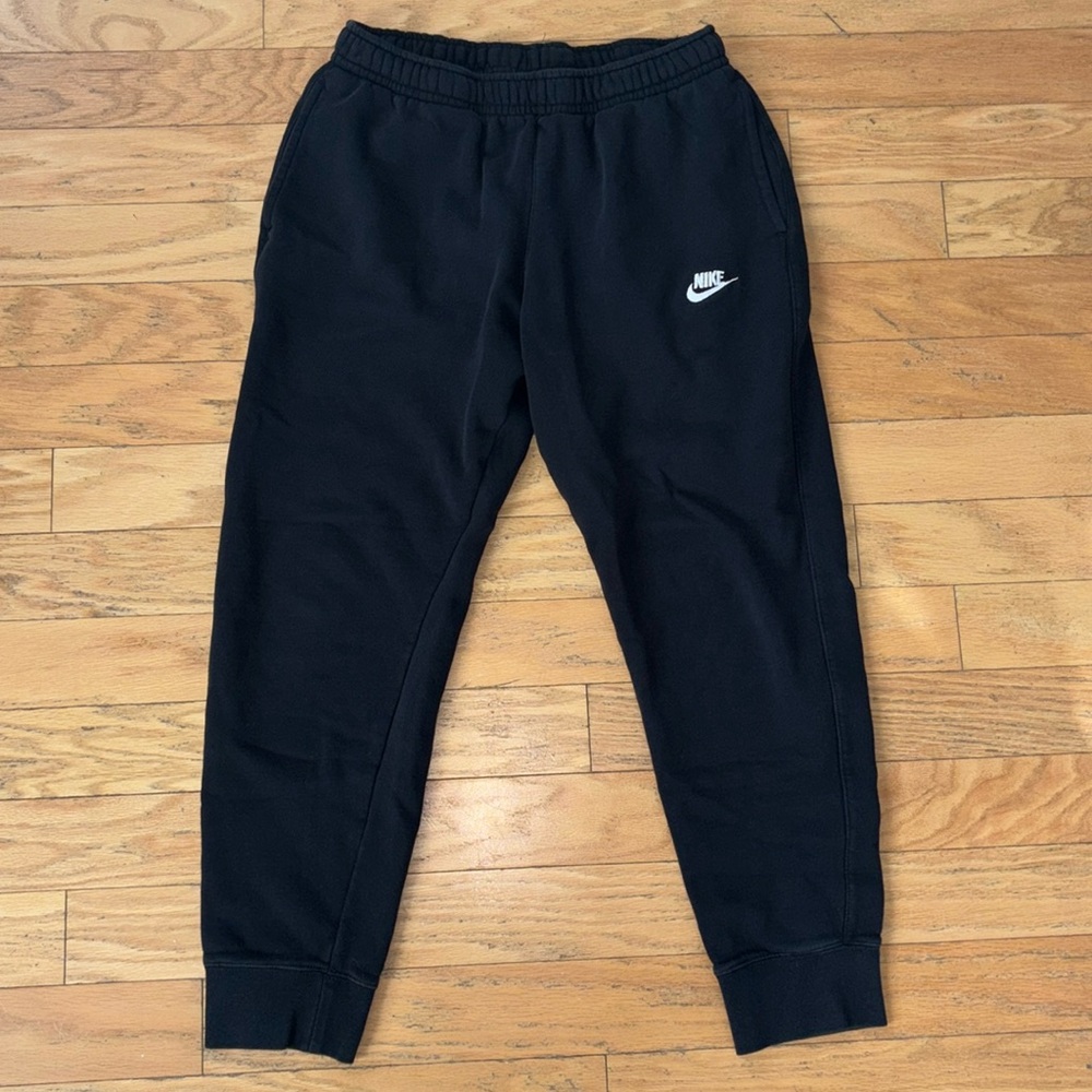 Men’s Nike Joggers!